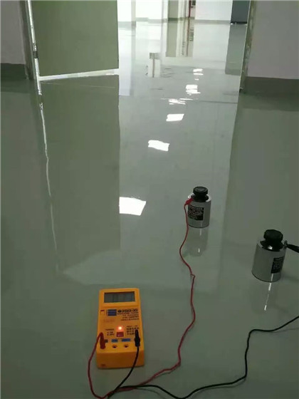 西秀 防静电自流平检测